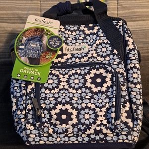 Insulated lunchbox/backpack